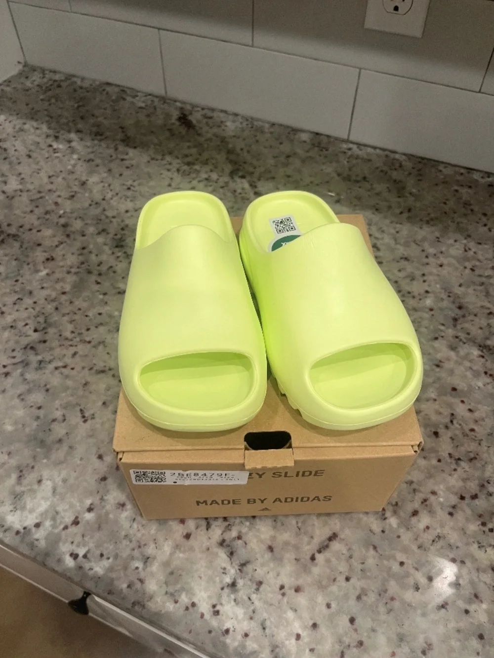 Size 1 Kids Yeezy Slides
